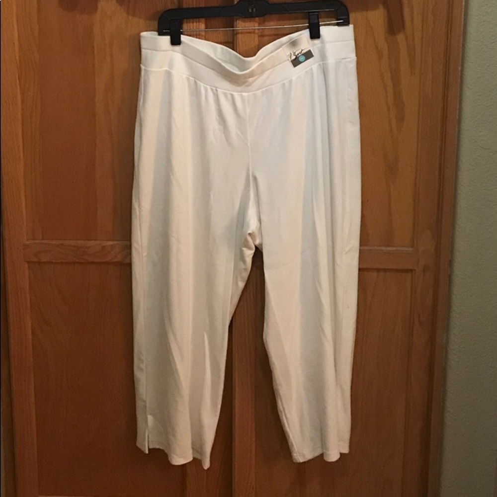 Cacique Lane Bryant white sweatpants NWT 14/16